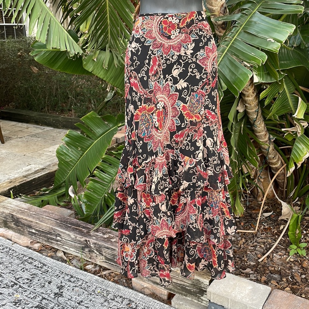 Bandolino floral Trumpet maxi skirt